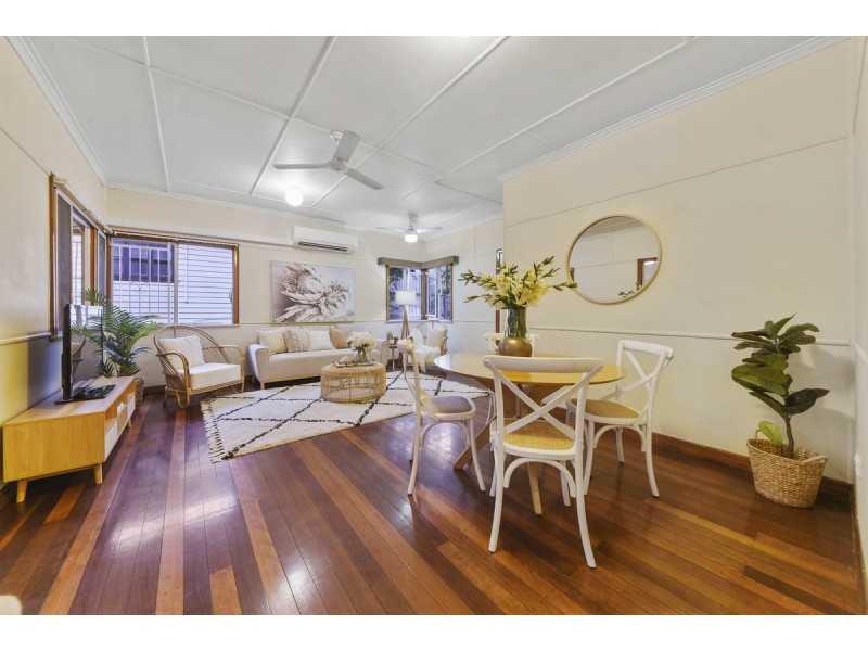8 Kirby Road, Aspley QLD 4034