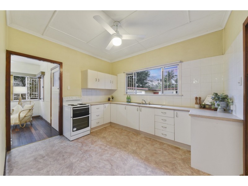 8 Kirby Road, Aspley QLD 4034