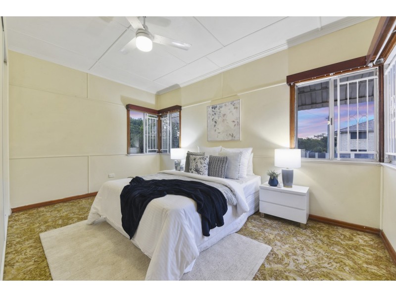 8 Kirby Road, Aspley QLD 4034