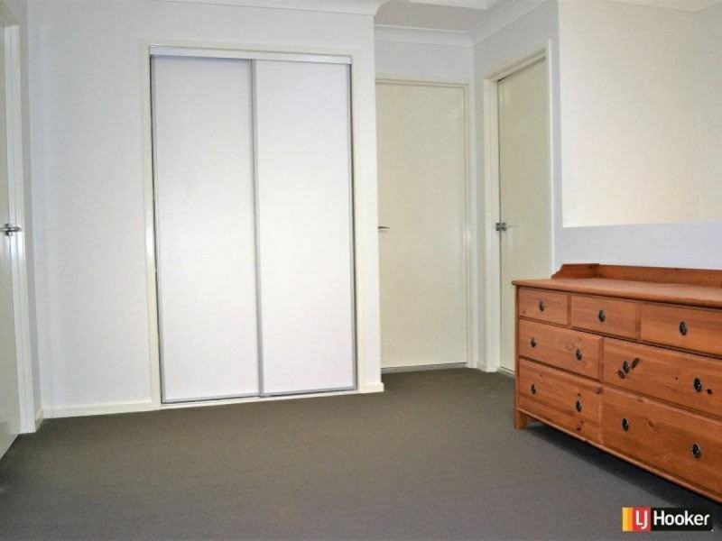 8 Ningaloo Lane, Fitzgibbon QLD 4018