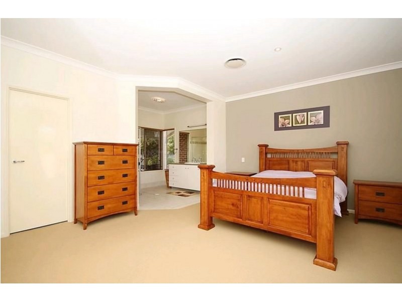 16 Laura Place, Nudgee QLD 4014