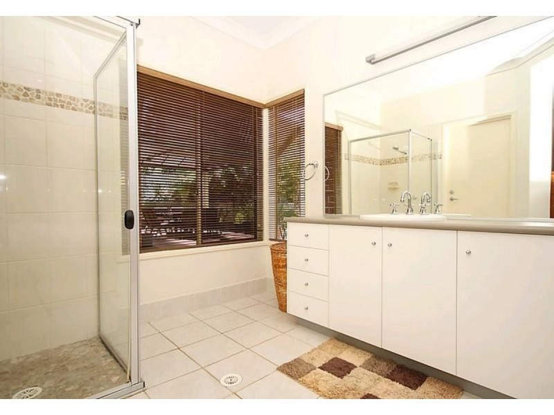 16 Laura Place, Nudgee QLD 4014