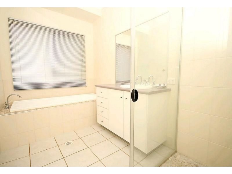 16 Laura Place, Nudgee QLD 4014