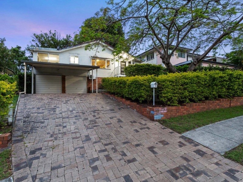 10 Narthanya Street, Chermside West QLD 4032