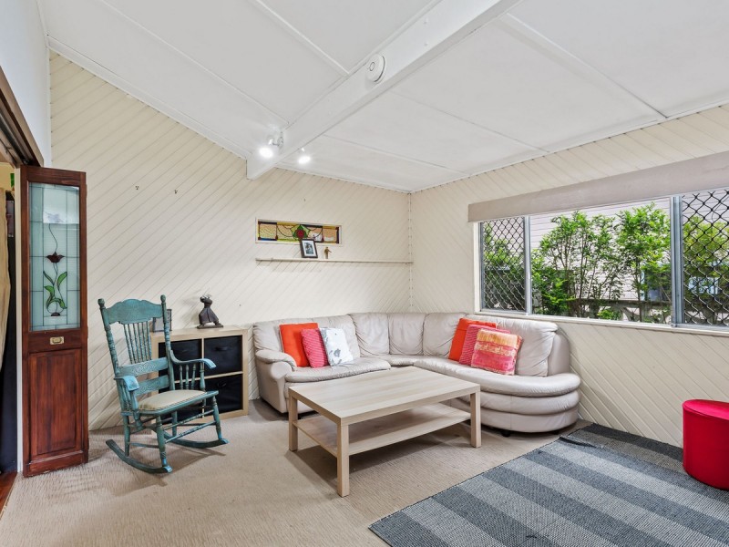 10 Narthanya Street, Chermside West QLD 4032