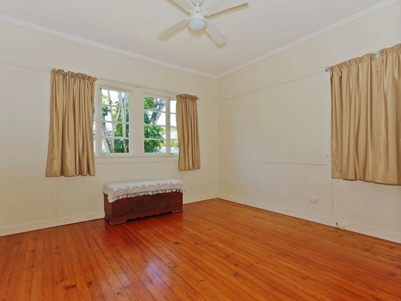 67 Crowley Street, Zillmere QLD 4034