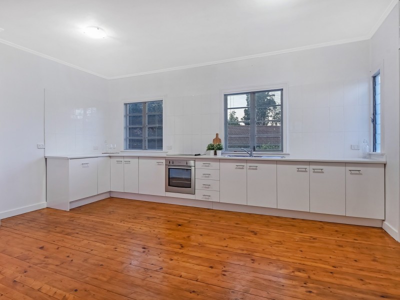 98 Crowley Street, Zillmere QLD 4034