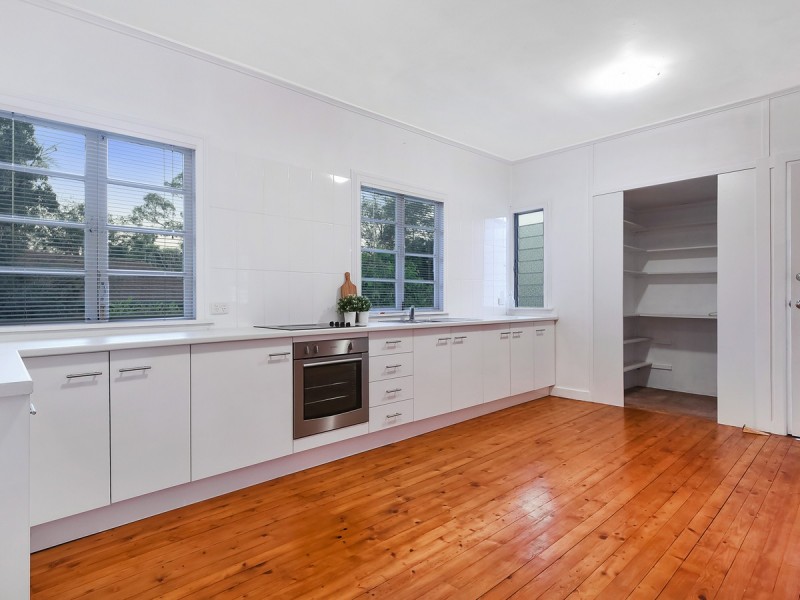 98 Crowley Street, Zillmere QLD 4034