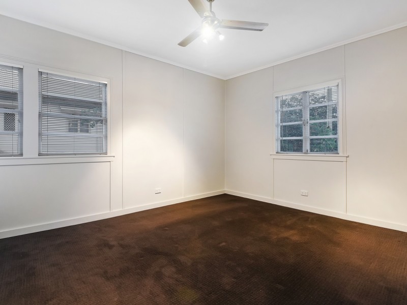 98 Crowley Street, Zillmere QLD 4034