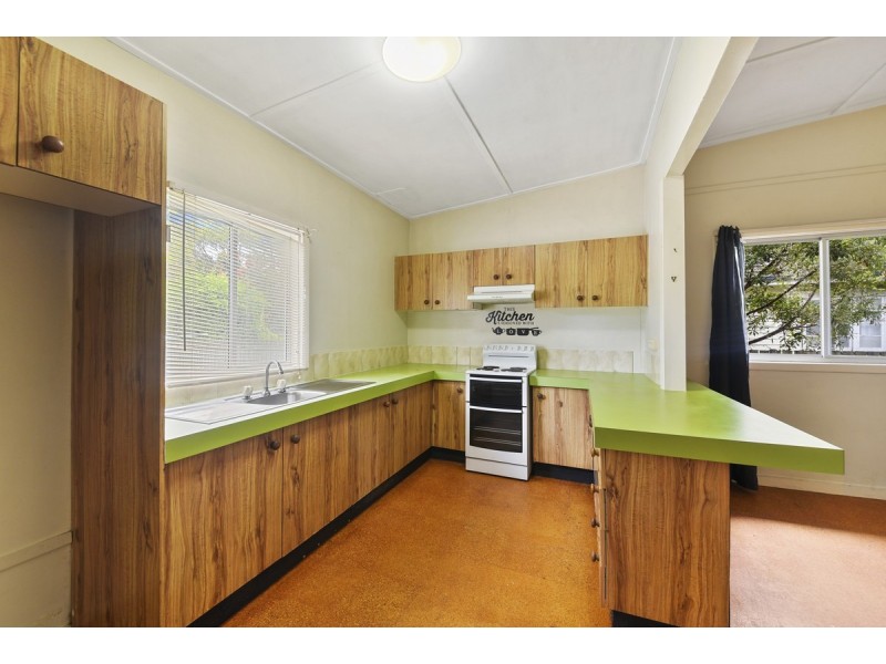 96 Blackwood Road, Deagon QLD 4017