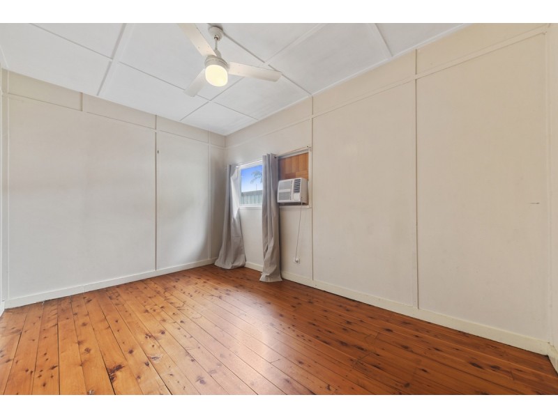 96 Blackwood Road, Deagon QLD 4017