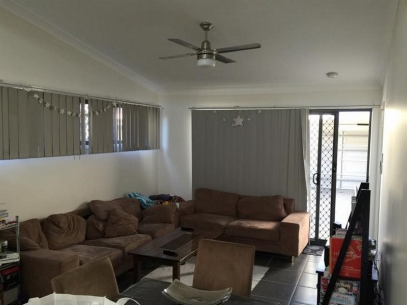 4 Kimberly Park Way, Fitzgibbon QLD 4018