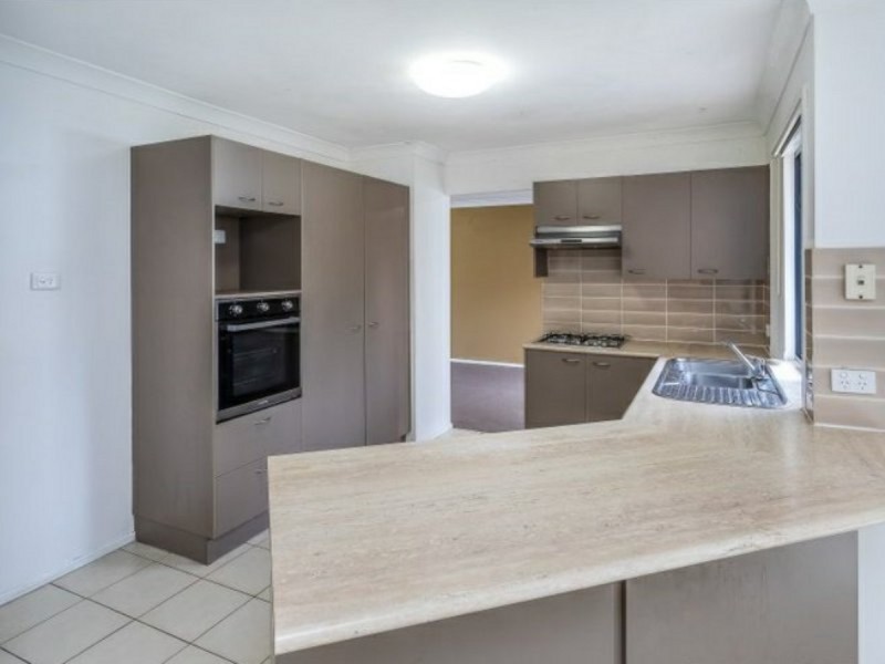 28 Diamond Avenue, Kallangur QLD 4503