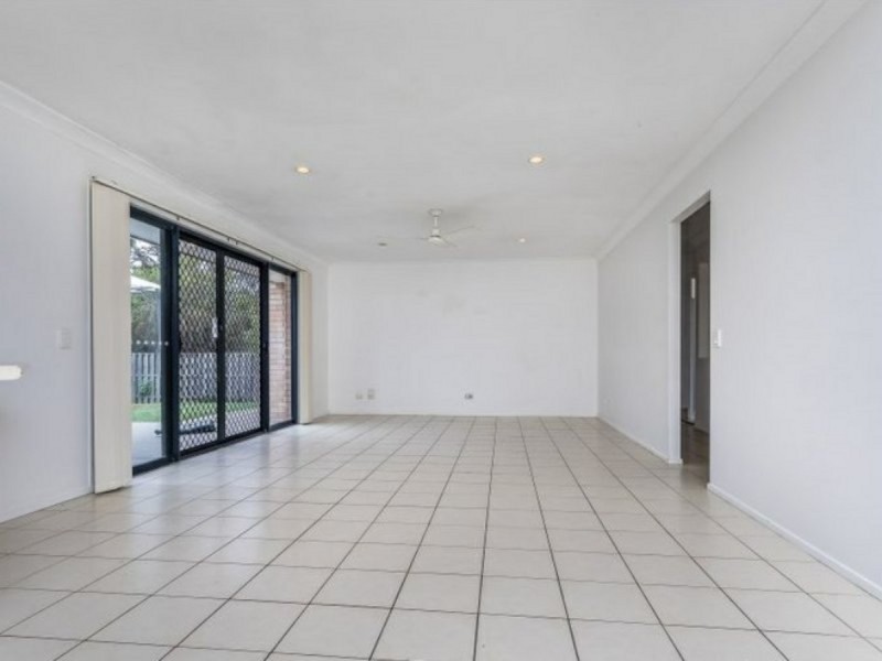 28 Diamond Avenue, Kallangur QLD 4503