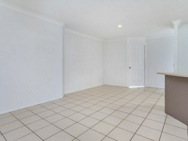 28 Diamond Avenue, Kallangur QLD 4503