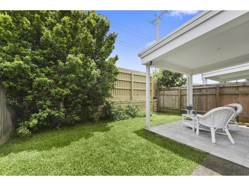 27/20 Eminence Lane, Bridgeman Downs QLD 4035