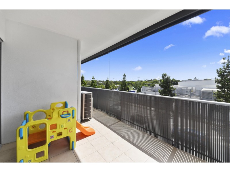 2203/19 Playfield Street, Chermside QLD 4032