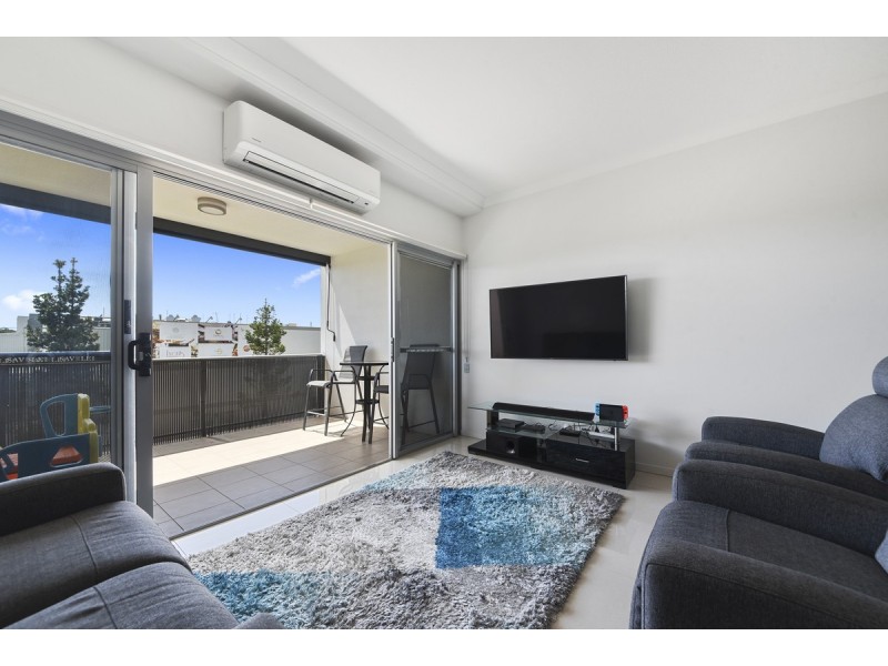 2203/19 Playfield Street, Chermside QLD 4032