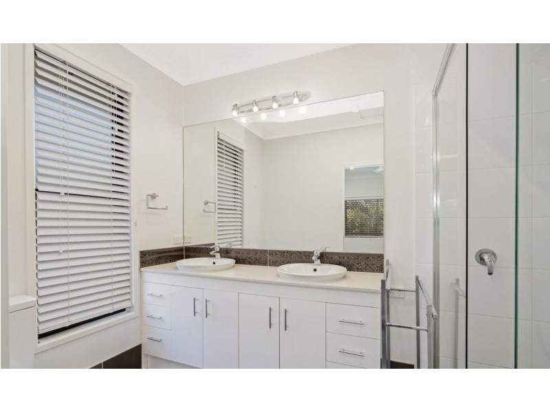 20 Allan Street, Kedron QLD 4031