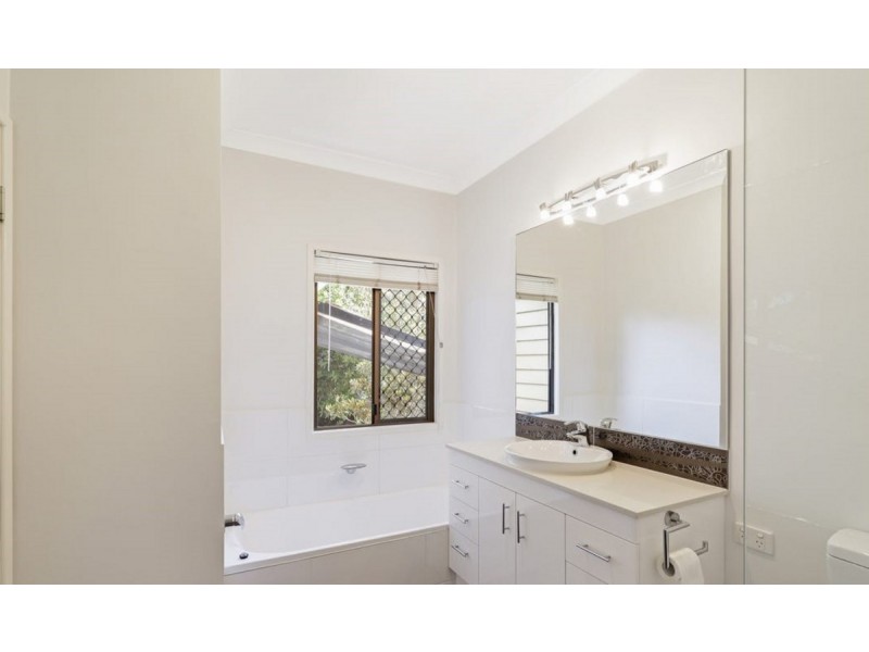 20 Allan Street, Kedron QLD 4031