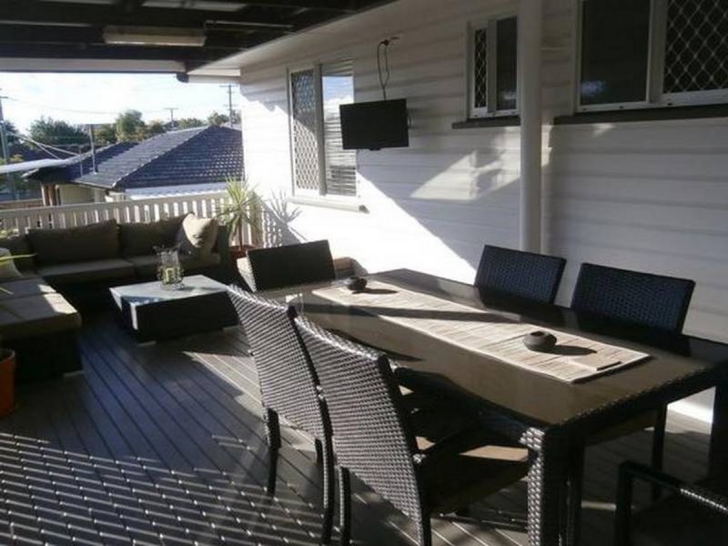 105 Mawson Street, Stafford Heights QLD 4053