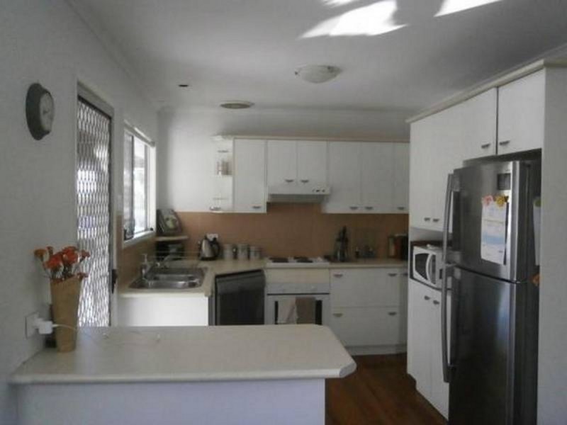 105 Mawson Street, Stafford Heights QLD 4053