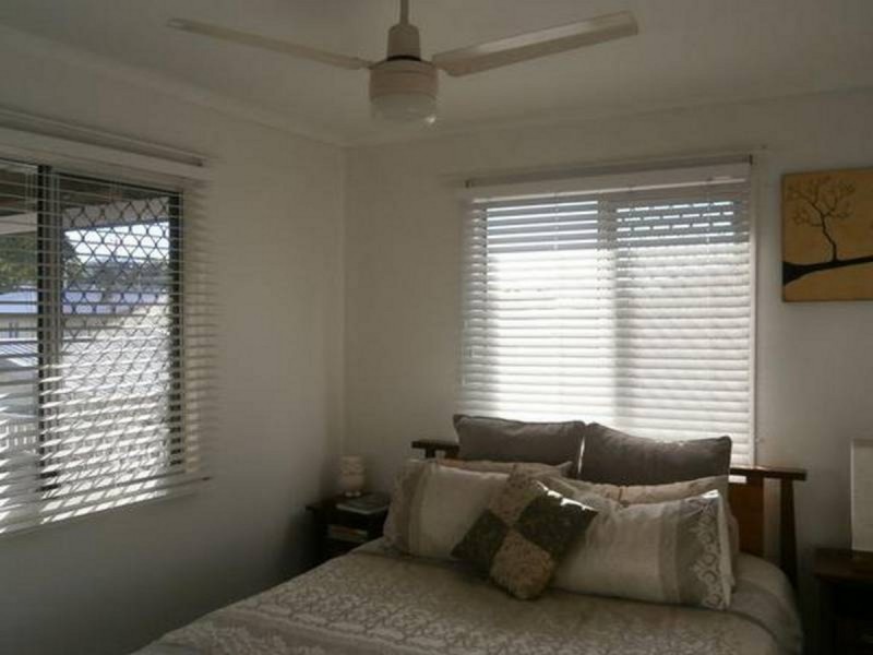 105 Mawson Street, Stafford Heights QLD 4053