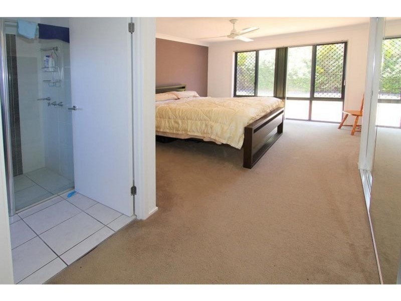 52 Macaranga Crescent, Carseldine QLD 4034