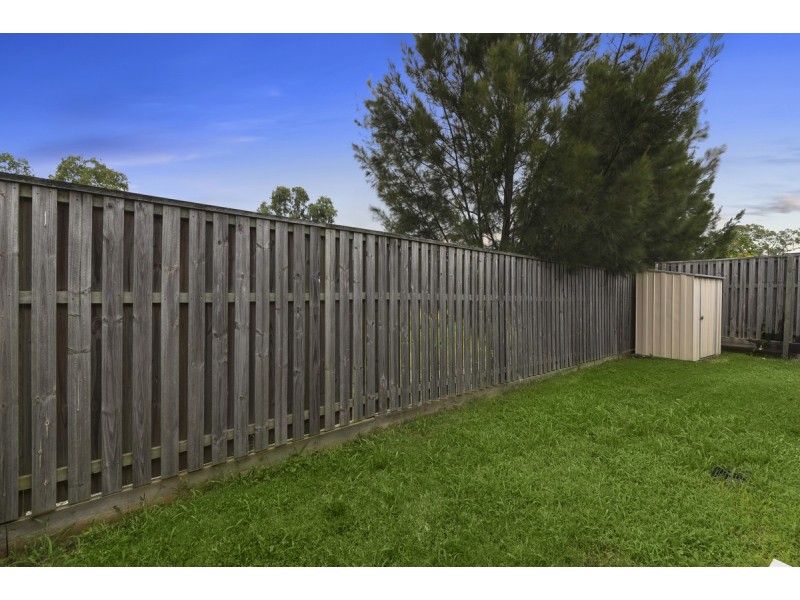 11 Blue Mountains Crescent, Fitzgibbon QLD 4018