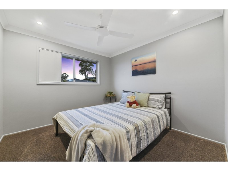 24 Pacific Street, Chermside West QLD 4032