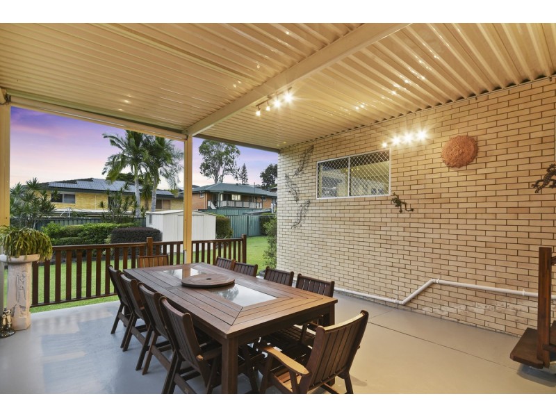 24 Pacific Street, Chermside West QLD 4032