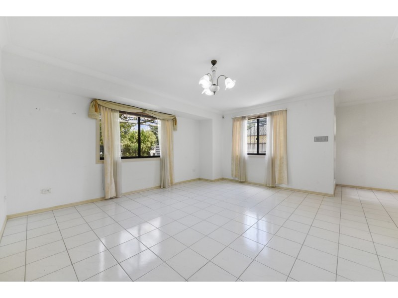 26 Bangalow Street, Bridgeman Downs QLD 4035