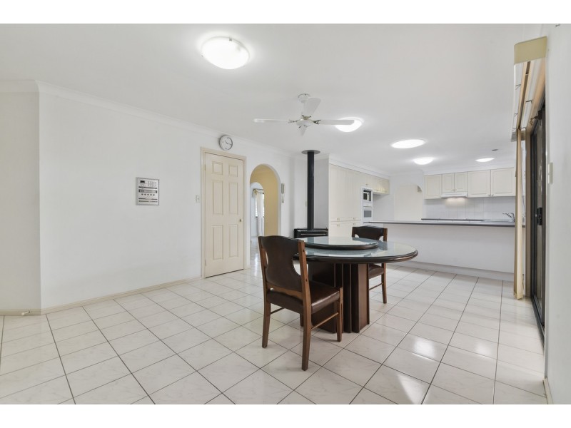 26 Bangalow Street, Bridgeman Downs QLD 4035