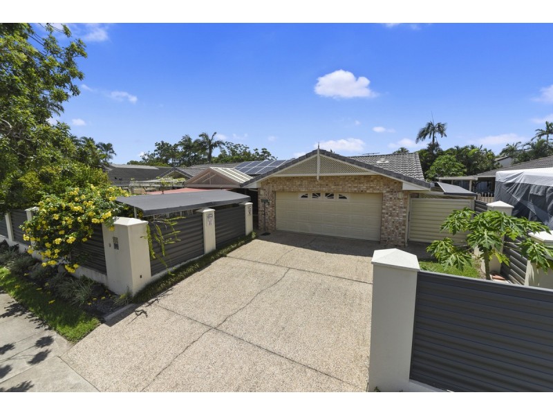 26 Bangalow Street, Bridgeman Downs QLD 4035