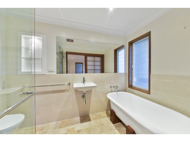 14 Tutoko Court, Aspley QLD 4034