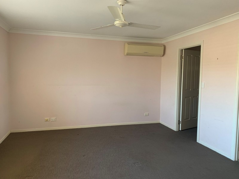 8 Acacia Close, Fitzgibbon QLD 4018