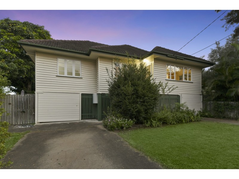 17 Hutton Road, Aspley QLD 4034