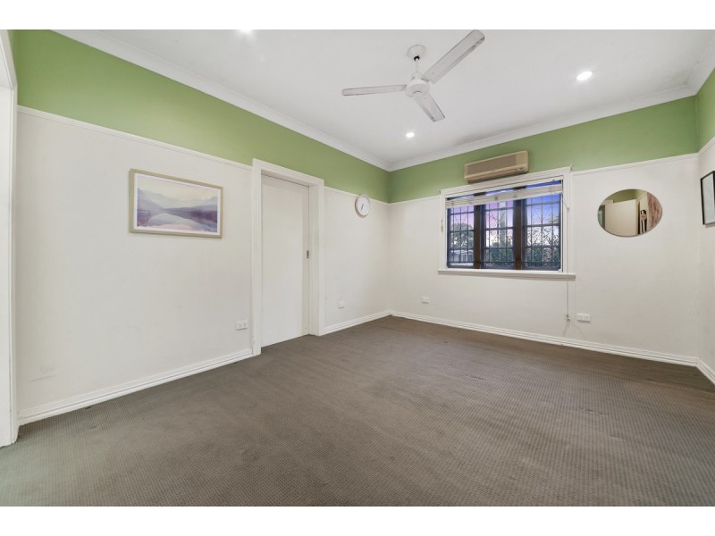 17 Hutton Road, Aspley QLD 4034