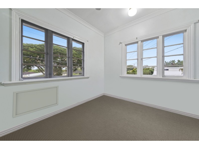 17 Hutton Road, Aspley QLD 4034