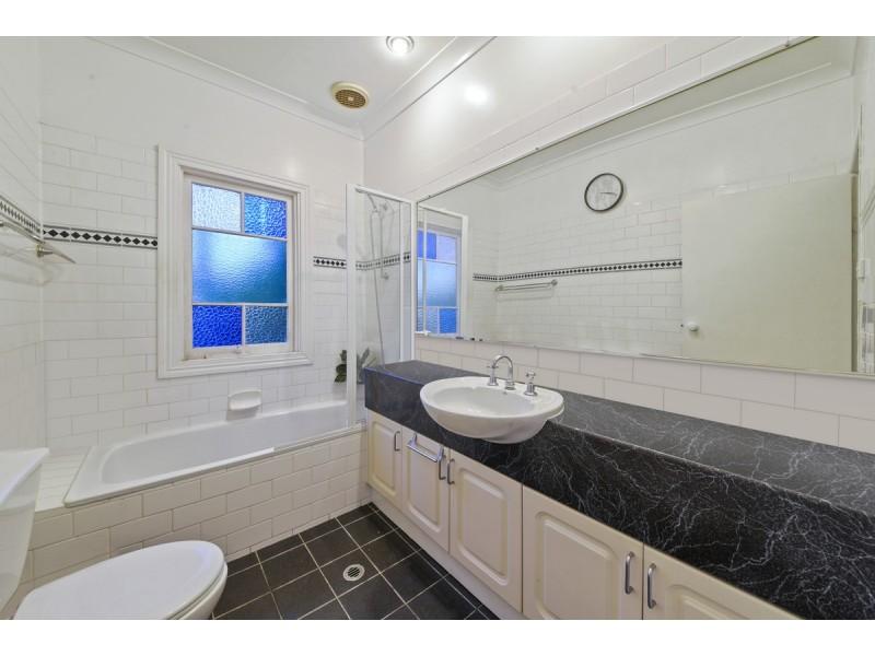 17 Hutton Road, Aspley QLD 4034