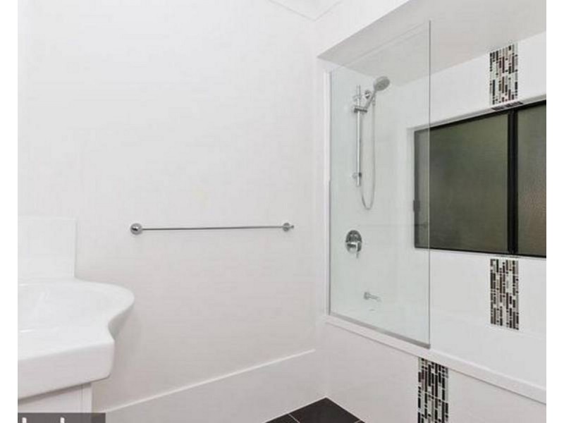 2/26 Latham Street, Chermside QLD 4032