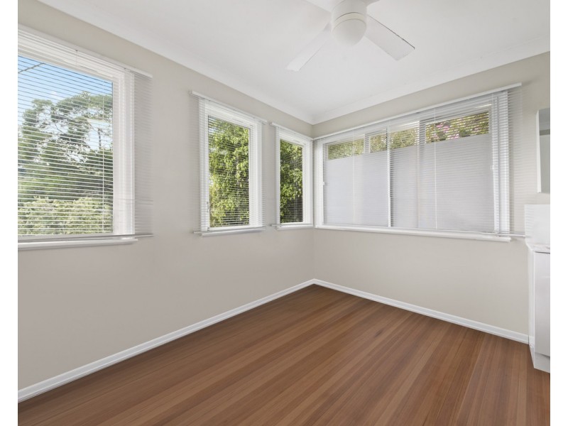 6 Culworth Street, Chermside West QLD 4032