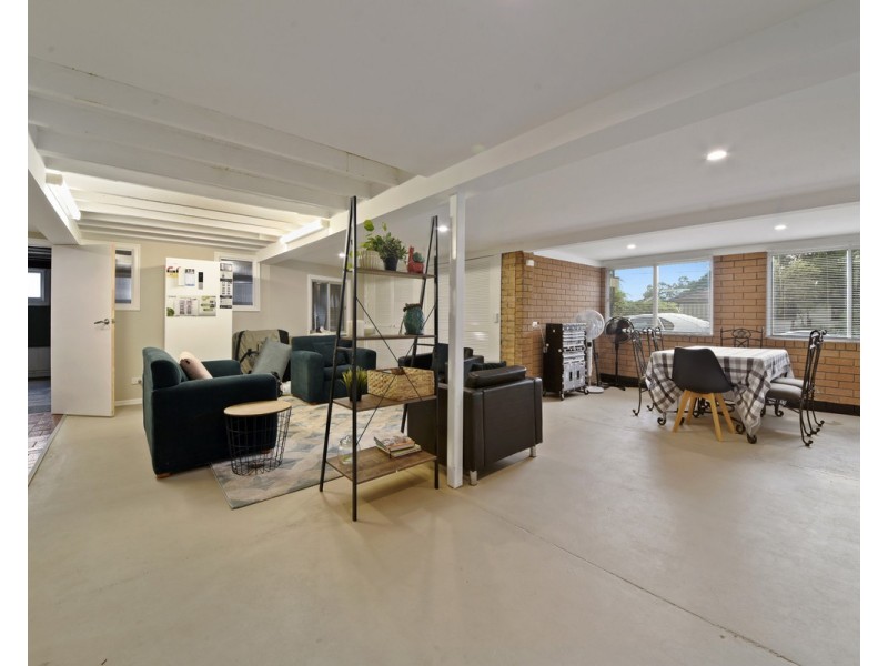 6 Culworth Street, Chermside West QLD 4032