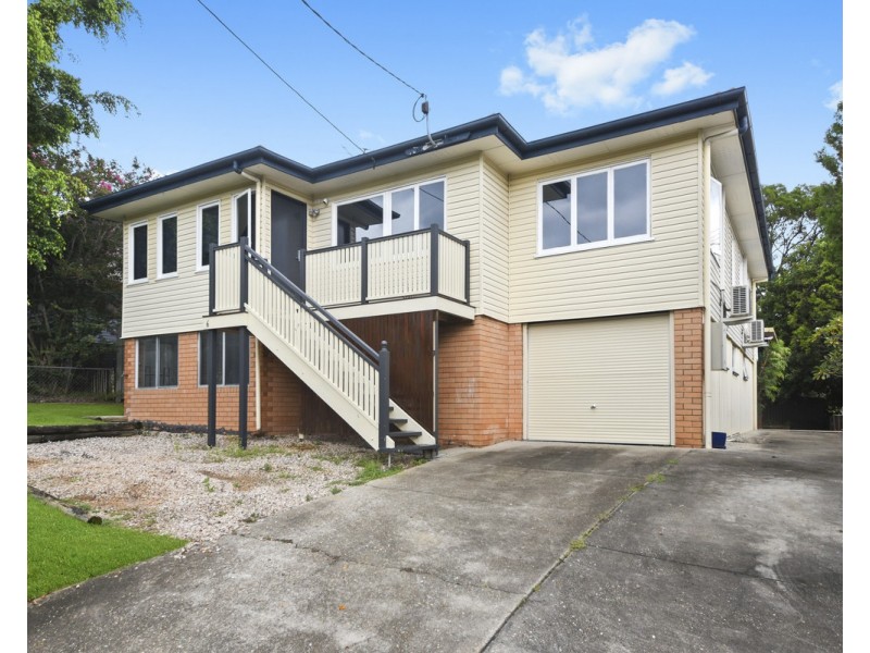 6 Culworth Street, Chermside West QLD 4032