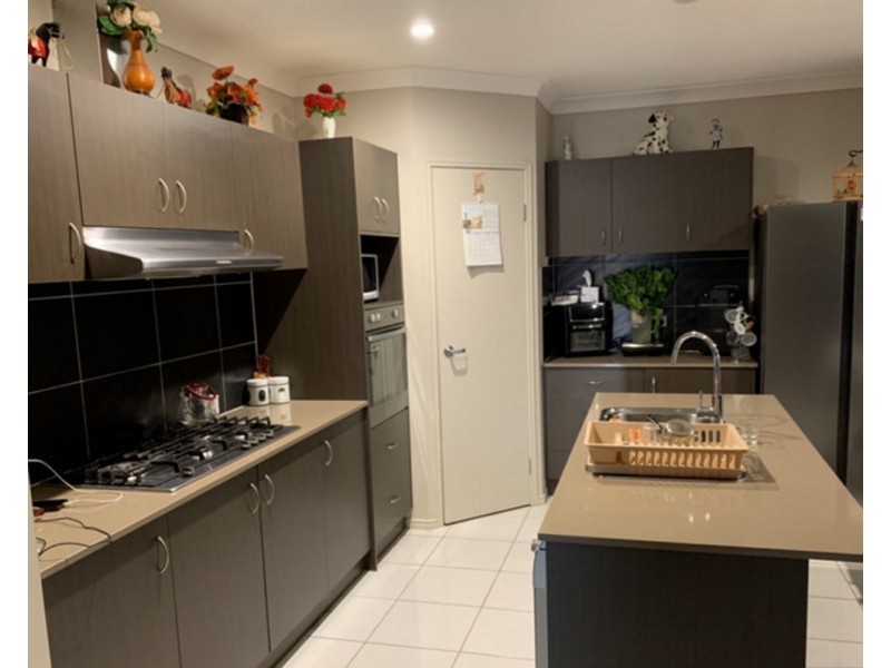 422 Norris Road, Fitzgibbon QLD 4018