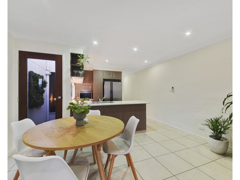 19 Dorrigo Place, Fitzgibbon QLD 4018