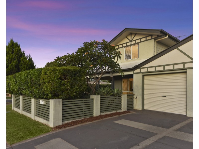 8 Caribou Crescent, Fitzgibbon QLD 4018