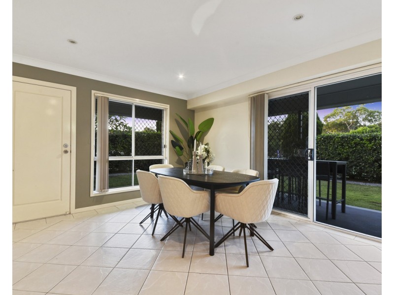 8 Caribou Crescent, Fitzgibbon QLD 4018