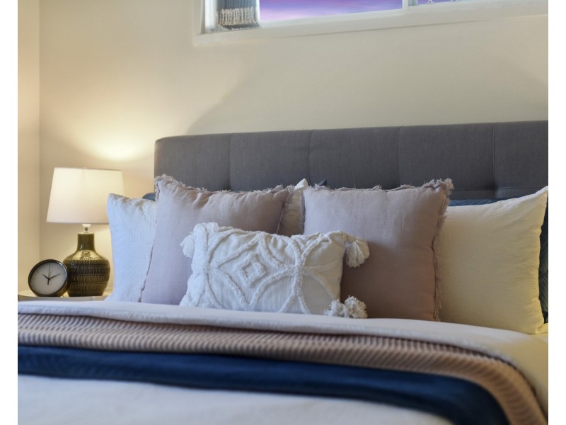 8 Caribou Crescent, Fitzgibbon QLD 4018