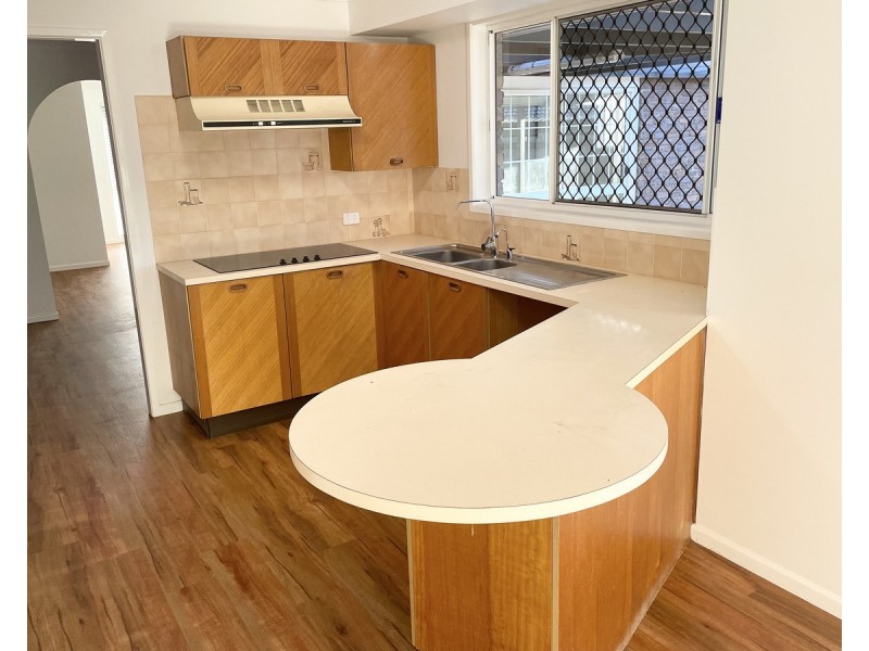 4 Hylacola Street, Albany Creek QLD 4035